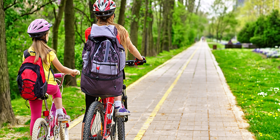 Las mejores rutas mediterráneas para hacer cicloturismo con niños