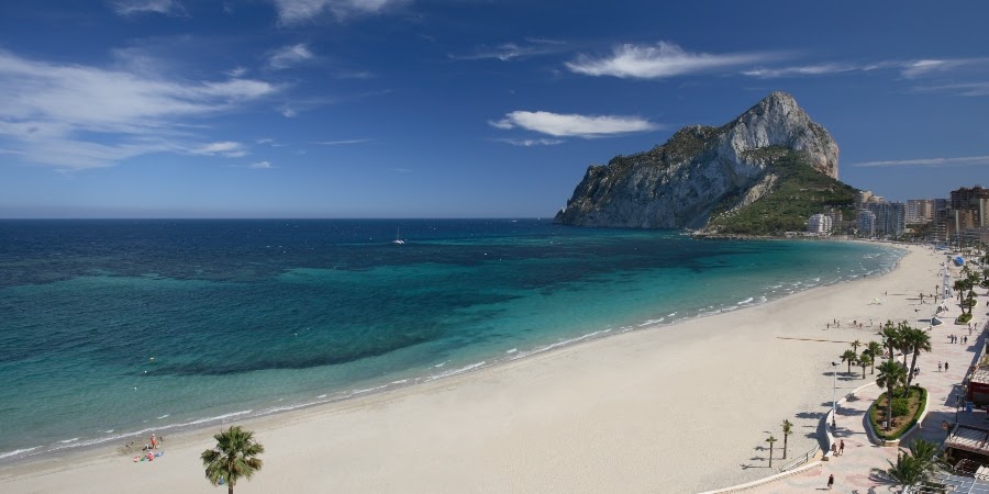 Calpe: los mejores destinos de playa con encanto en España