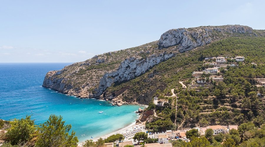 Viajes en bici en la Costa Blanca: disfruta del Mediterráneo